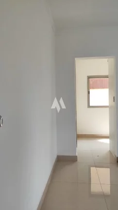 Imagem Apartamento à venda com 3 dormitórios e 2 vagas de garagem privativas e escrituradas no bairro do Gonzaga em Santos/SP