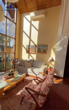 Imagem CASA TÉRREA ESTILO NORMANDO, 4 SUÍTES, TERRENO 1.107m², COND. NA GRANJA