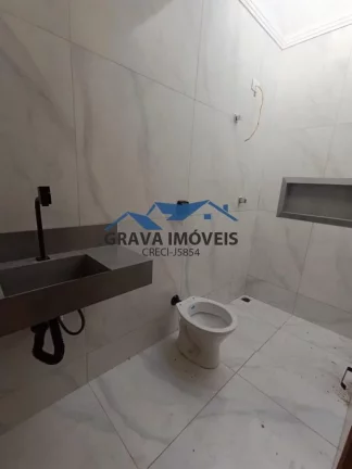 Imagem Alto Padrão para Venda em Sarandi, Jardim São Paulo, 3 dormitórios, 1 suíte, 2 banheiros, 3 vagas