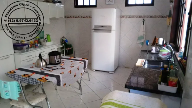 Imagem Casa-Terrea-para-Venda-em-Portal-das-Colinas-Guaratingueta-SP