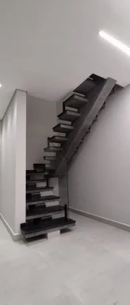 Imagem Casa de luxo em condomínio no Horto Florestal, Sorocaba-SP: 3 quartos, 3 suítes, 132m² de área.
