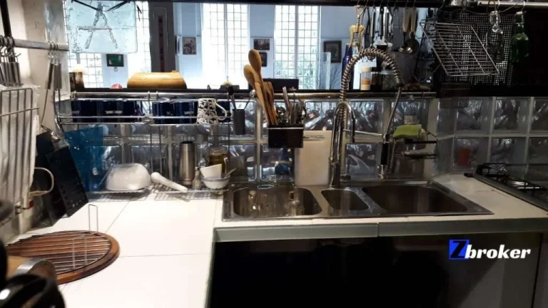 Imagem Antiga Fábrica - Casa Residencial e ou Comercial - Perto da USP - Investimento