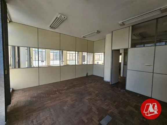 Imagem Aluga-se e Vende-se Andar Corporativo de 607m² no Centro Histórico