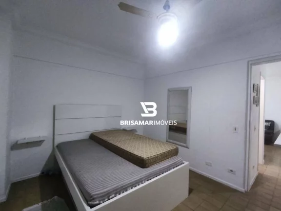 Imagem PITANGUEIRAS- UMA QUADRA DA PRAIA , LOCALIZAÇÃO ESPETACULAR , GARAGEM NO PRÉDIO.