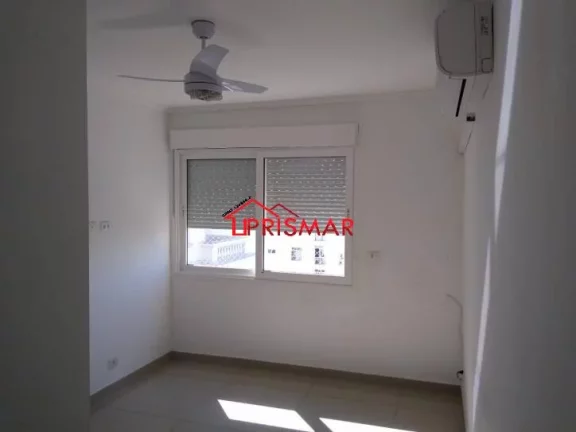Imagem Vendo Linda Cobertura Duplex Ponta da Praia