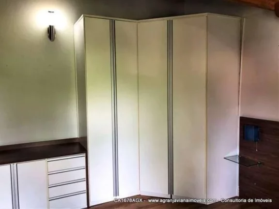 Imagem Linda casa contemporânea, com estilo europeu, envidraçada e bem iluminada. Construída para morar....