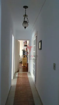 Imagem CASA NO CENTRO PRÓPRIO PARA CLINICA OU MORADIA, Sobrado com estacionamento próprio