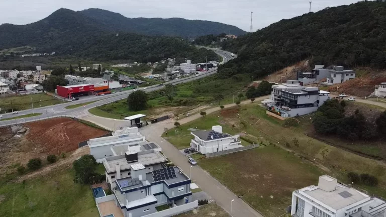 Imagem Terreno para Venda em Florianópolis / SC no bairro Ingleses do Rio Vermelho