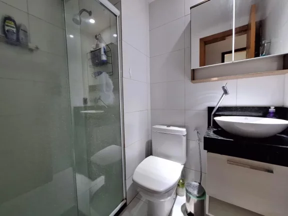 Imagem Apartamento para Venda em Rio de Janeiro, Jacarepaguá, 2 dormitórios, 1 banheiro, 1 vaga