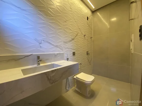 Imagem Casa de Alto Padrão à Venda no Copacabana – 3 Suítes e Espaço Gourmet