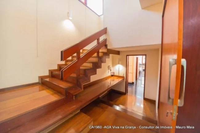 Imagem Casa com 5 dormitórios à venda, 506 m² por R$ 2.300.000,00 - Granja Viana - Carapicuíba/SP