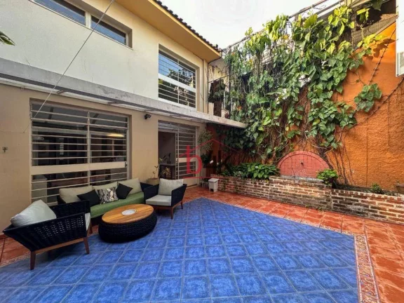 Imagem Casa com 3 dormitórios à venda, 220 m² por R$ 2.120.000 no Brooklin
