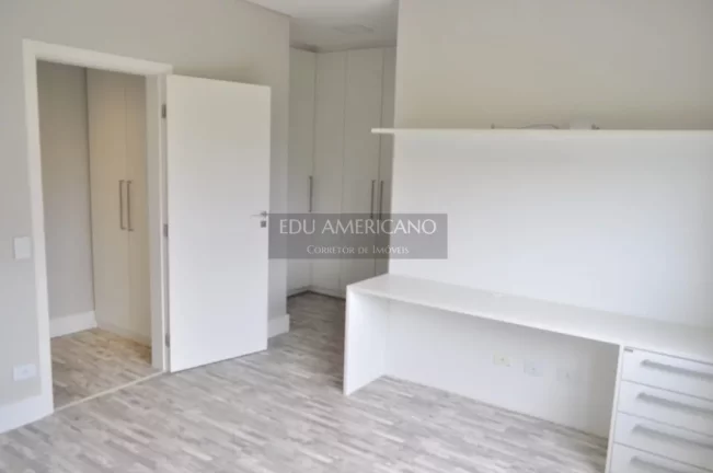 Imagem VILA GIGLIO. CASA CLÁSSICA EM BAIRRO NOBRE.