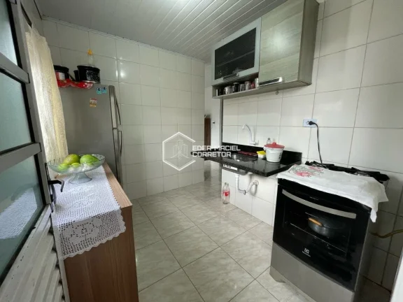 Imagem Você encontrou o lugar certo para morar.
Esta charmosa casa já conta com sala, cozinha e banheiro ...