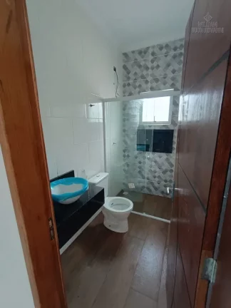 Imagem Casa térrea com PISCINA e CHURRASQUEIRA á venda em MONGAGUÁ