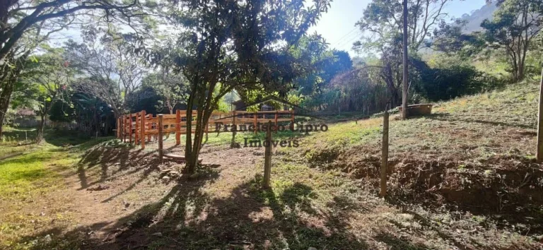 Imagem Sítio à venda no bairro Coloninha - Guaratinguetá/SP
