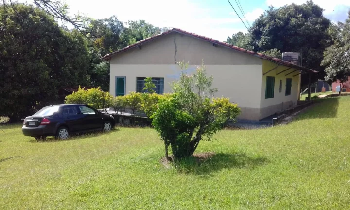 CHÁCARA LOCALIZADA NO BAIRRO RODEIO - SARAPUI - SP
