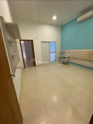 Imagem Casa à venda no Condomínio Athenas - Paulínia/SP

Casa térrea com 03 suítes, sendo a máster co...