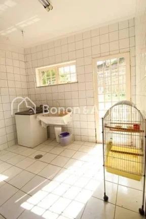 Imagem Excelente casa avarandada para venda, no Loteamento Caminhos de San Conrado com 455 m² área total,...