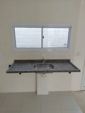 Imagem Sobrado com 2 dormitórios à venda, 61 m² por R$ 340.000,00 - Vila Urupês - Suzano/SP