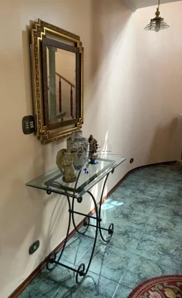 Imagem Sobrado com 341 MÂ². No andar superior temos 4 dormitÃ³rios sendo 2 suÃ­tes, banheiro social e espaÃ...