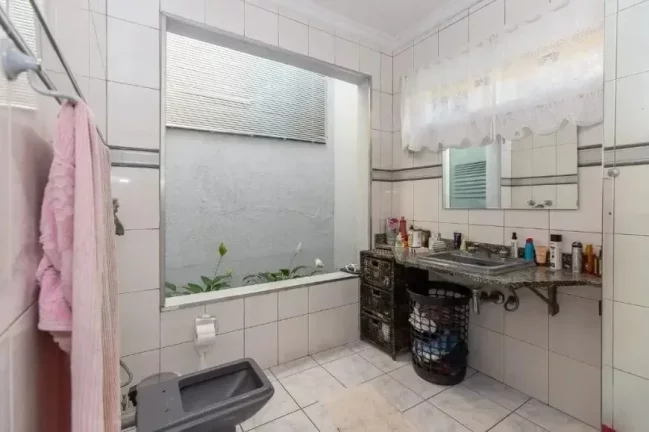 Imagem Casa para Venda em São Paulo, Alto de Pinheiros, 3 dormitórios, 1 suíte, 2 banheiros, 4 vagas