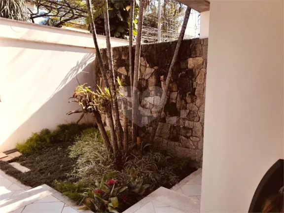 Imagem Casa à venda com 4 quartos, sendo 2 suítes, em Butantã, São Paulo - SP