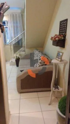 Imagem Casa Duplex Independente 2 Quartos - Prata - Nova Iguaçu/RJ