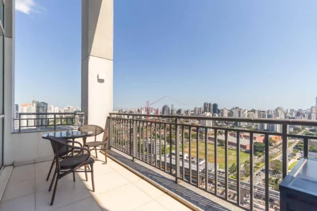 Imagem Meta Title: Cobertura Geo Berrini: 108m² de Skyline e Rentabilidade no Brooklin