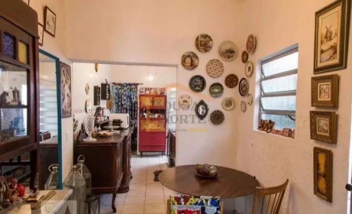 Imagem Casa térrea, 2 dormitórios, banheiro, cozinha, lavanderia, terraço descoberto, sem vaga. 70m².

...