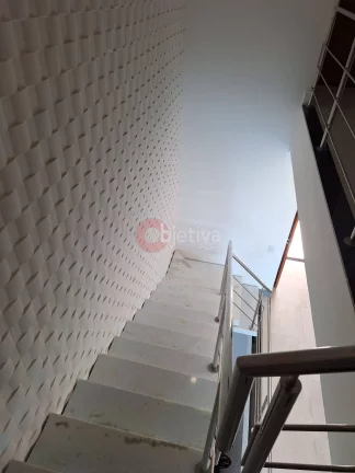 Imagem Casa triplex independente, 3 quartos, vista para lagoa, Pontinha - Araruama