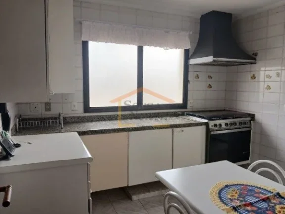 Imagem Apartamento com 110m², dispõe de 3 dormitórios, sendo 1 suite, sala para dois ambientes, sacada, ...