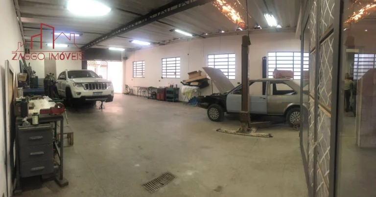 Imagem Oportunidade! Casa com ponto comercial.