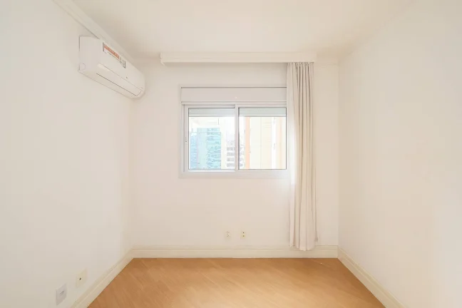 Imagem Apartamento Vila Olímpia - 124M², 3 Dorms, 3 Suítes, 3 Vagas, Depósito.