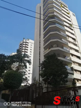 Imagem Apartamento de luxo no coração do Tatuapé: 4 quartos, 4 suítes, 2 salas, 8 vagas de garagem e 228m² - São Paulo-SP