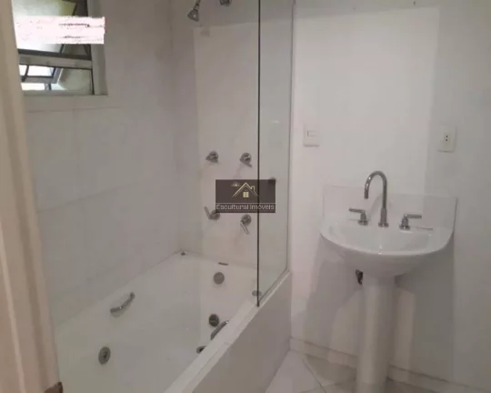 Imagem BROOKLIN SOBRADO ESTILO VITORIANO CONDOMÍNIO 230,00 M ÁREA CONSTRUÍDA 4 DORMITÓRIOS 2 DELES SUÍTE SALA AMPLA VARANDA GOURMET 2 VAGAS COBERTAS LAZER