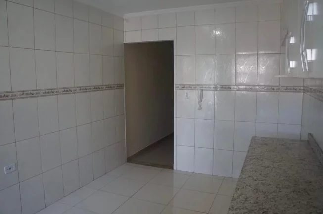 Imagem Sobrado Cidade Patriarca - 105 m² - 2 Dormitórios - 1 Suíte - Sacada - Quintal - Churrasqueira - 4 Vagas de garagem