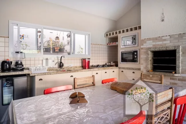 Foto do imóvel: Casa linda, confortável e com piscina na praia do Campeche