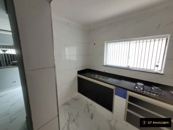 Imagem Aceita Carro e Terreno: Casa com 3 Quartos (1 Suíte) e Espaço Gourmet