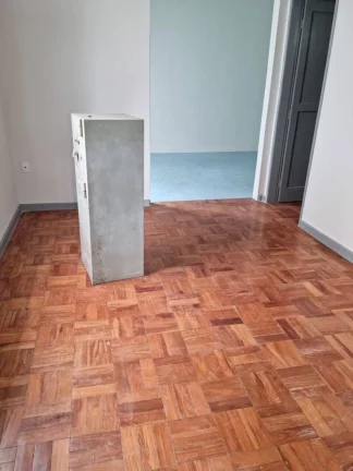 Imagem Casa no Cirurgia - Amplos Espaços e Localização Privilegiada!
