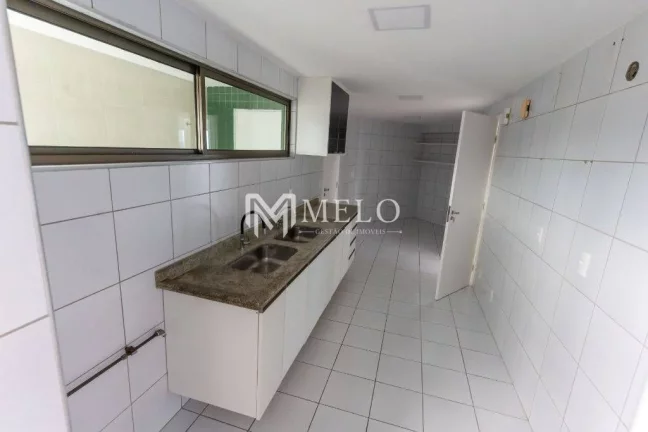 Imagem APTO. 230m2 com 4 suítes sendo 01 suíte master com closet, sala ampla para 04 ambientes com uma visão de 180° da Av. Boa Viagem I ANDAR ALTO
