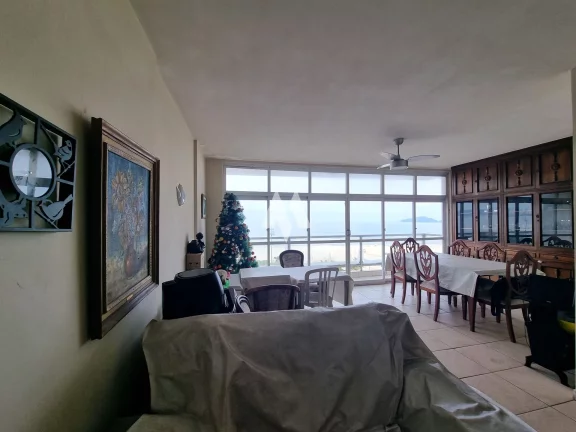 Imagem Apartamento Padrão de 3 dormitórios com vista total das praias de Santos