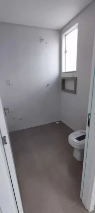 Imagem Casa com 2 Dormitórios sendo 1 suíte e 1 vaga na Garagem em Navegantes.