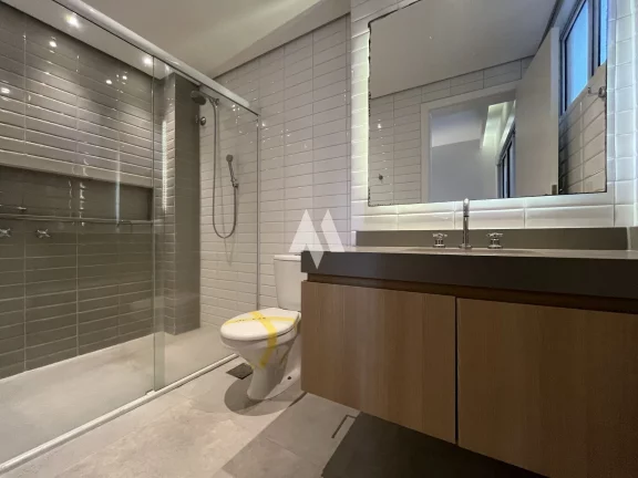 Imagem Apartamento com 03 dormitórios na quadra da praia à venda no Gonzaga - Santos/SP