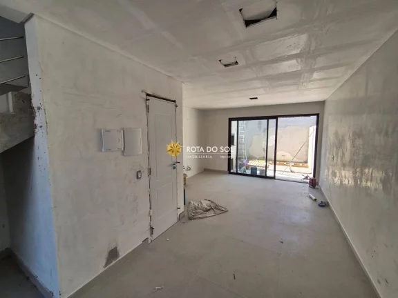 Imagem Sobrado geminado em construção Praia Bombas Bombinhas SC
