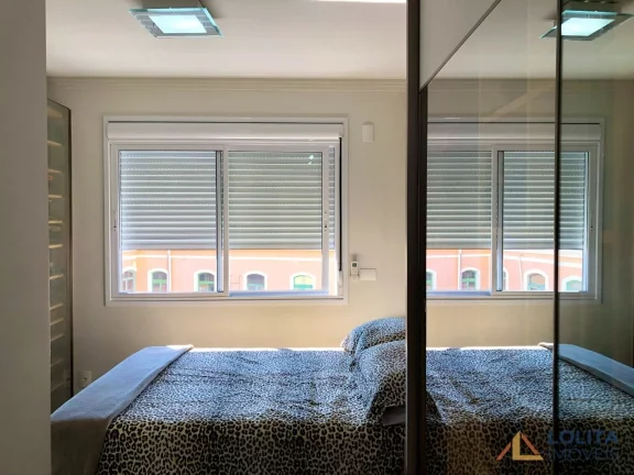 Imagem Apartamento à venda próximo à praça Getúlio Vargas no Centro de Florianópolis/SC