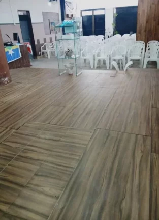 Imagem Salão para alugar, 100 m² por R$ 5.500,00/mês - Centro - Suzano/SP