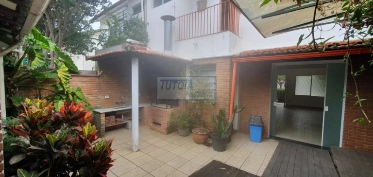 Imagem SOBRADO COM 3 DORMITÓRIOS E COM DUAS VAGAS PARA LOCAÇÃO NO PARAISO
