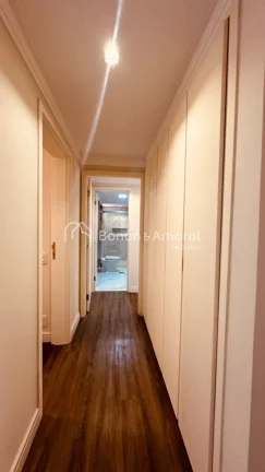 Imagem Em uma das ruas mais desejadas do Cambuí, este apartamento único oferece o privilégio de ocupar u...