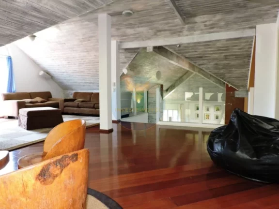 Imagem Casa em Condomínio a Venda no bairro Granja Viana - Carapicuíba, SP